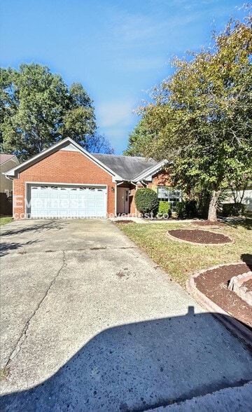 Primary Photo - 1532 Lake Park Dr