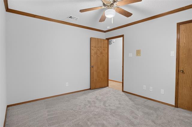 Building Photo - 1013 Alamo Dr