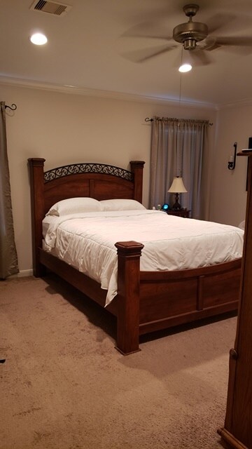 Building Photo - 16026 Summerville Lake Dr