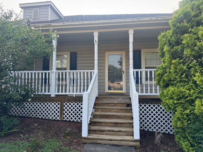 Building Photo - 244 Main Street Village Dr