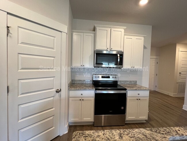 Building Photo - 4098 Blaney Ln