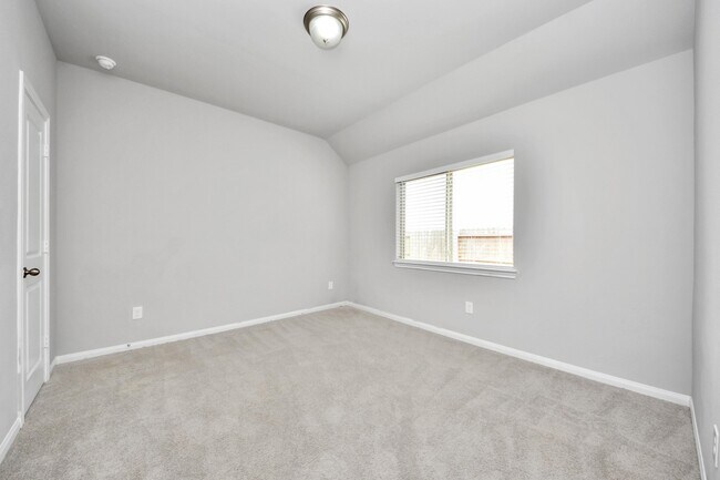 Building Photo - 859 Sarasota Shore Dr