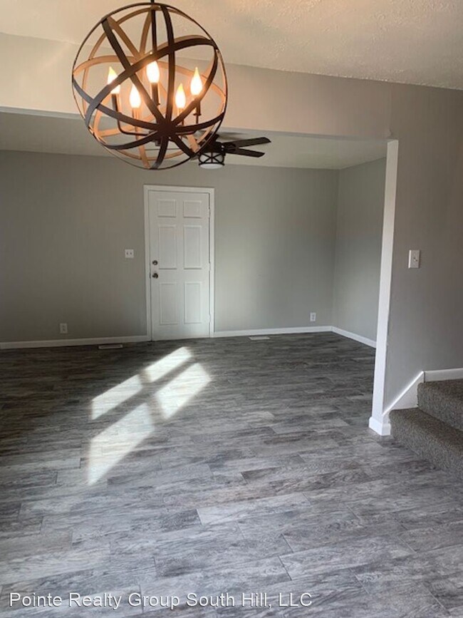 Building Photo - 3 br, 1.5 bath House - 13147 Lee Avenue