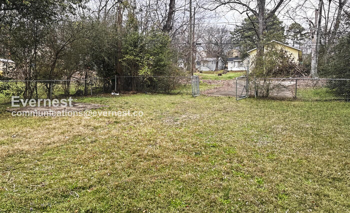 Building Photo - 1528 34th St Ensley