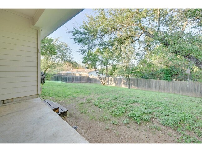 Building Photo - 14808 Foy Dr