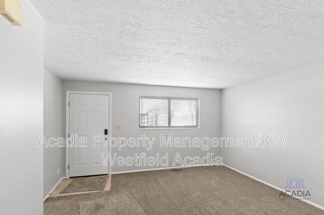 Building Photo - 2360 N 250 W