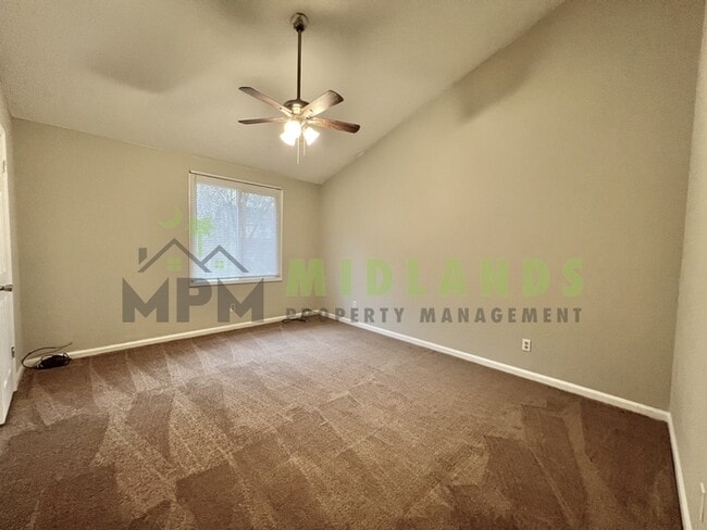 Building Photo - 204 S Cromwell St