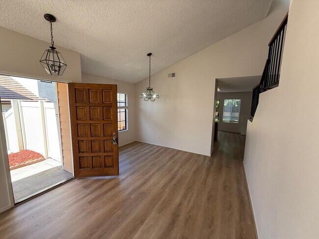 Building Photo - Wonderful 4 Bedroom 2-story Townhome in "F...