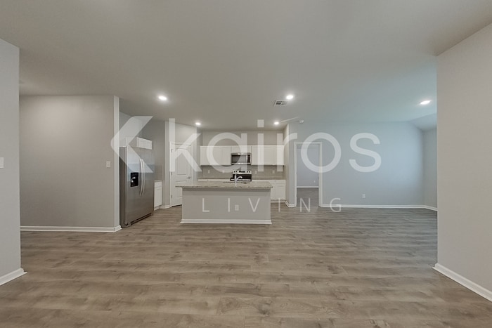 Building Photo - 104 Yardley Ct