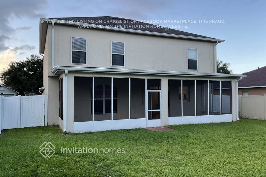 Building Photo - 4496 Four Lakes Dr