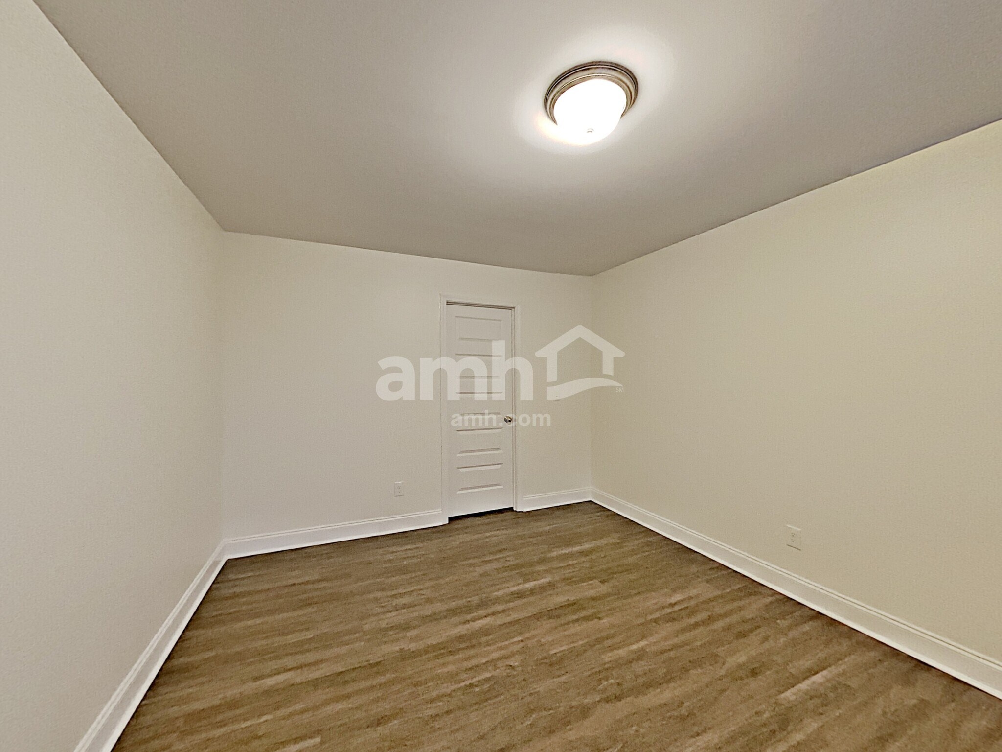 Building Photo - 5312 Tupelo St