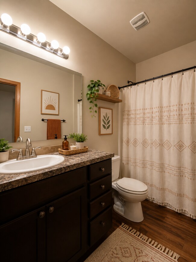 Building Photo - Spread Out in Style—Your 3 Bed Duplex Awaits