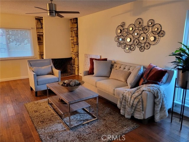 Building Photo - 208 W 37th St