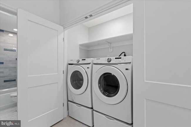 Building Photo - 1345 Ellicott Ave