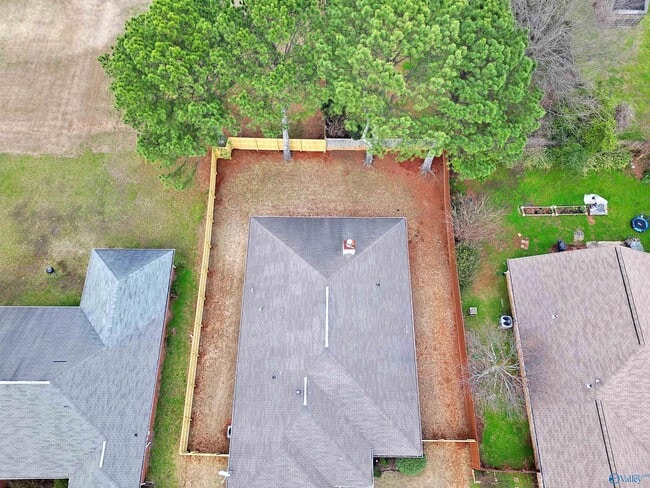 Building Photo - 120 Clover Ridge Dr