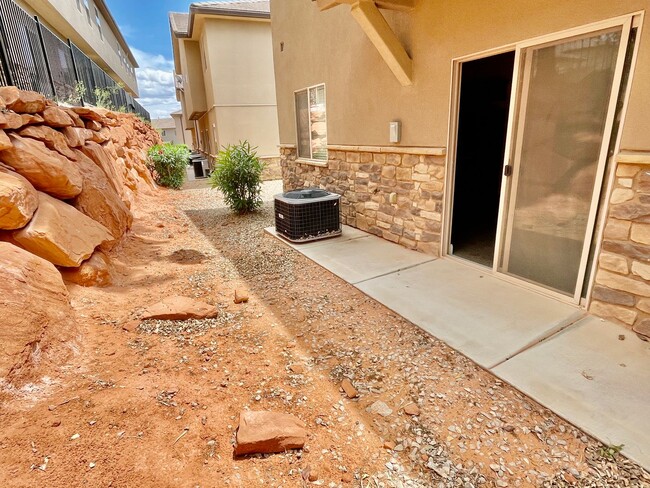 Building Photo - Pet-Friendly Three-Bedroom Townhome with G...