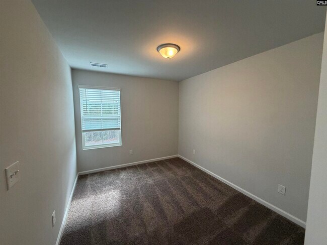 Building Photo - 216 Brando Wy