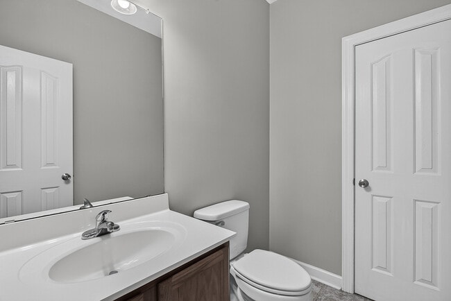 Building Photo - 217 Stagecoach Dr