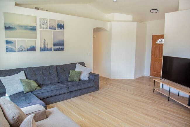 Building Photo - 337 N 3510 W