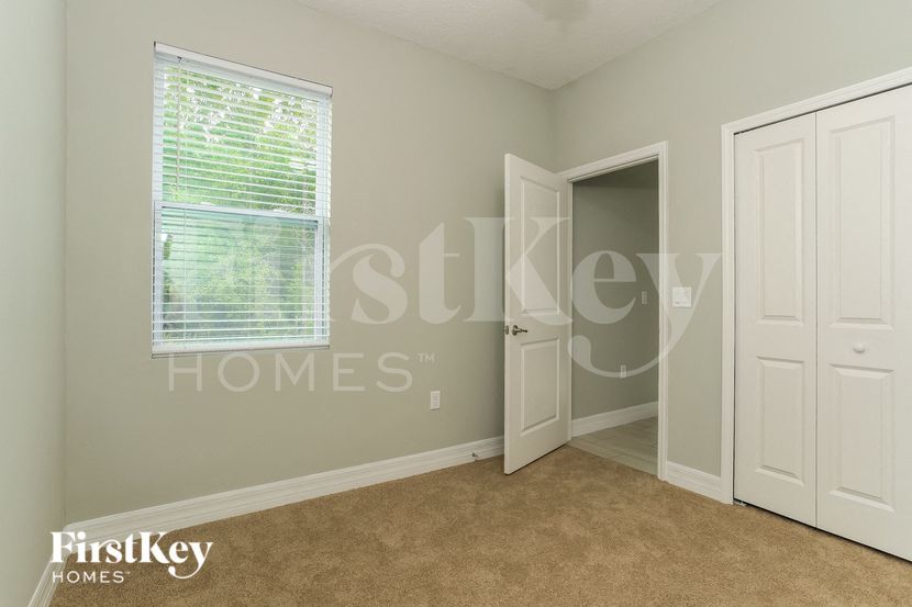 Building Photo - 642 Gull Dr