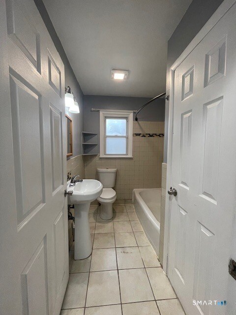 Building Photo - 16 Bluff Rd