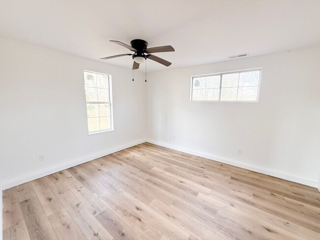 Building Photo - Cozy Newly Remodeled 2-Bedroom Single-Level Home Near TTU