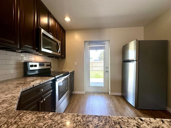 Building Photo - 3531 Burma Ct