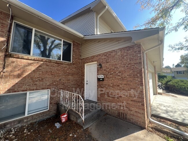 Building Photo - 2154 19th Ave