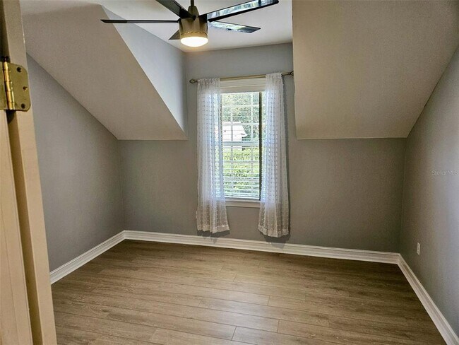 Building Photo - 1421 Stickley Ave