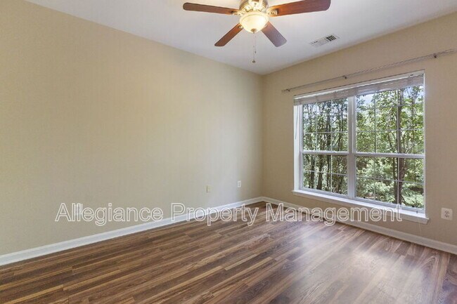 Building Photo - 4551 Strutfield Ln