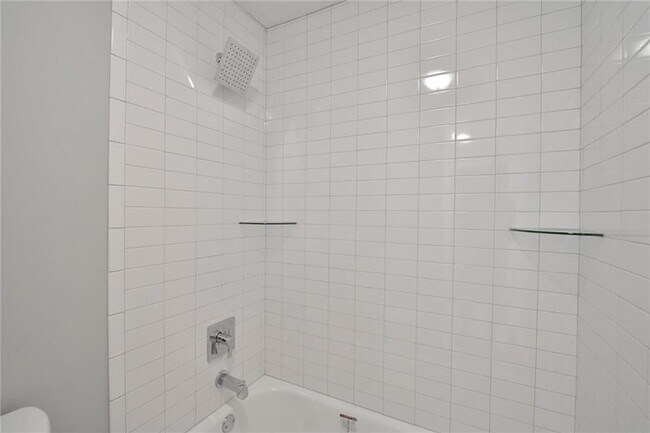 Building Photo - 4176 Triple Creek Ct NE