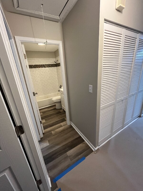 Building Photo - 5300 Mansfield Ct