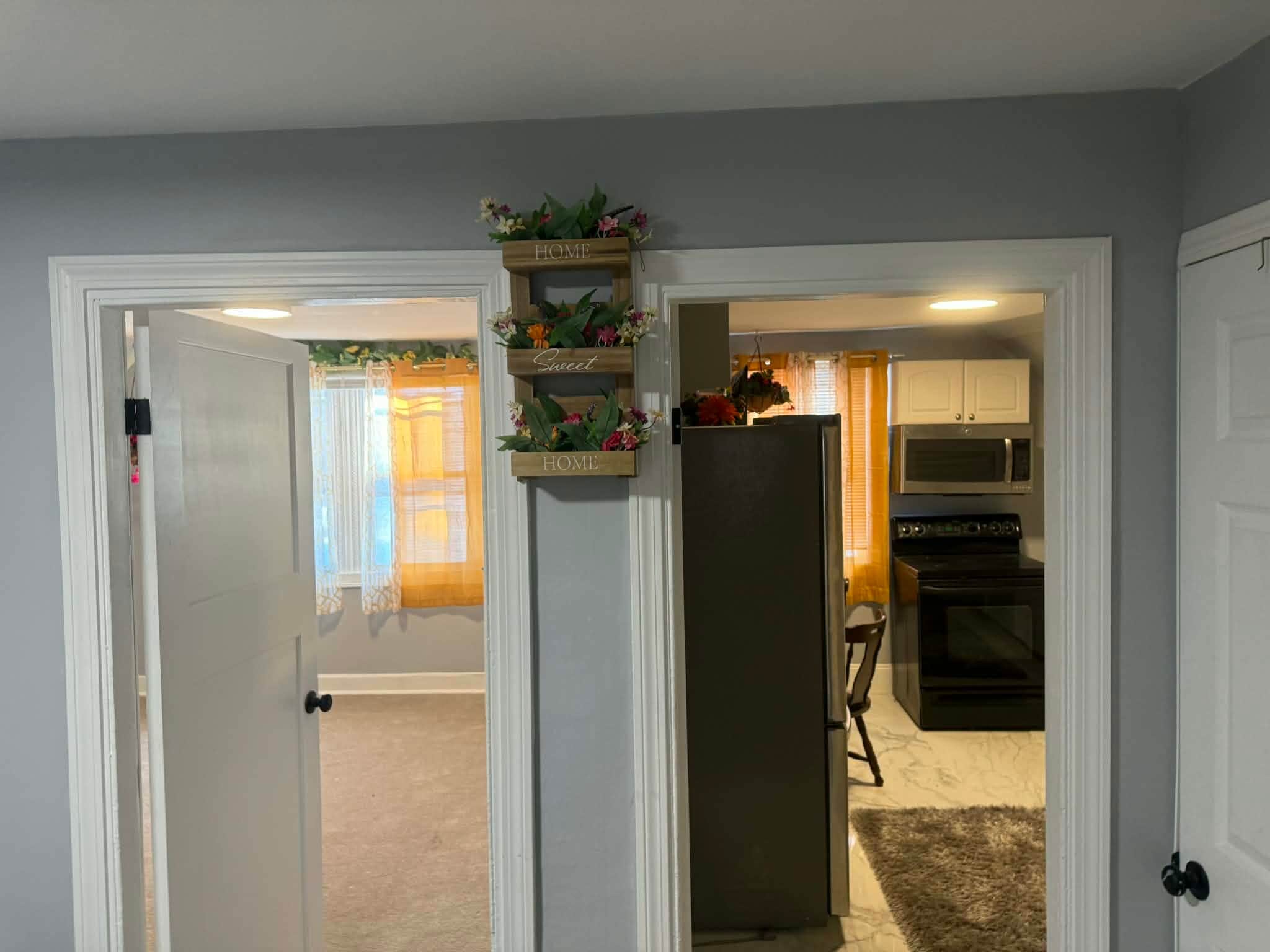 Building Photo - 42 Gage St