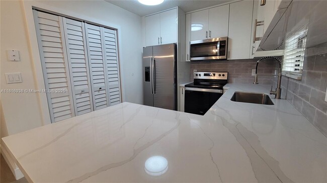 Building Photo - 22731 SW 88th Pl