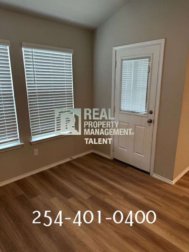 Building Photo - 3-bedroom, 2-bathroom home located in Temple