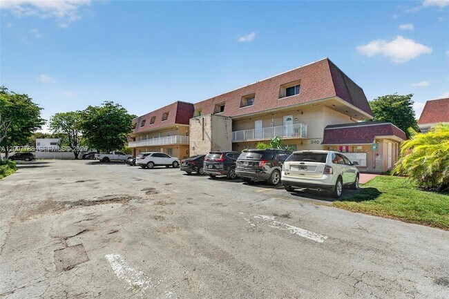 Building Photo - 240 NW 107th Ave