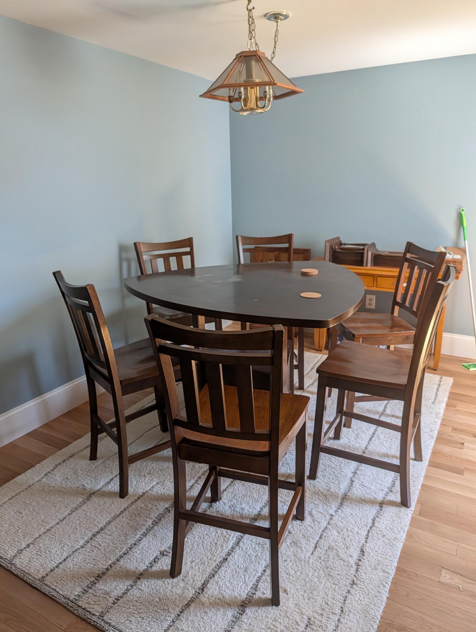 Building Photo - 82 Newton Rd