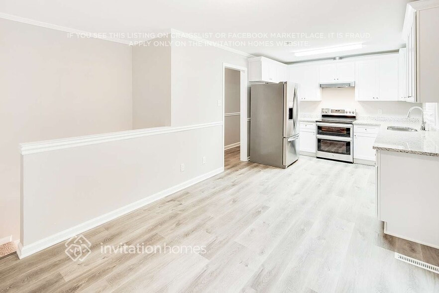 Building Photo - 4151 Somerdale Ln