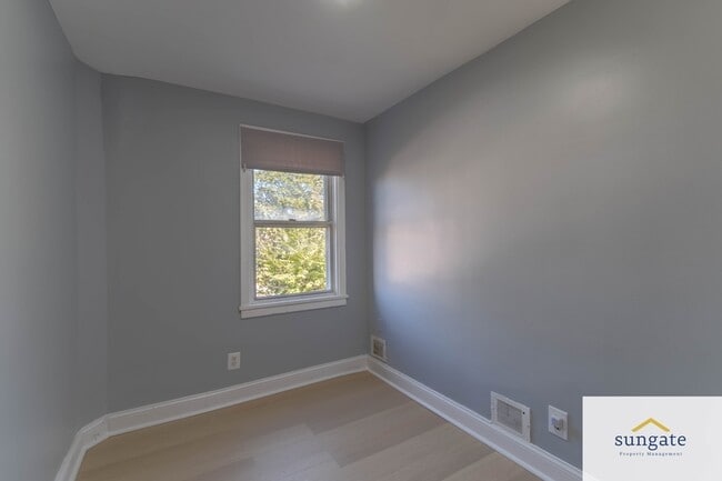 Building Photo - 105 Upmanor Rd