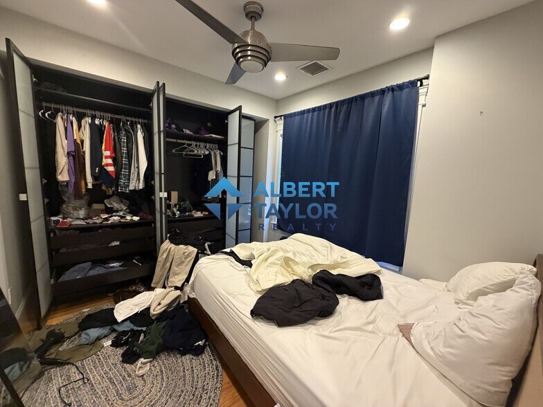 Building Photo - 632 E 2nd St