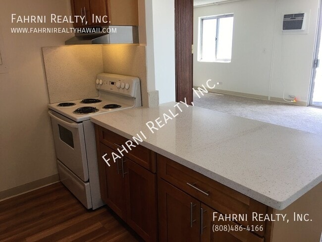 Building Photo - 98-1038 Moanalua 1404-