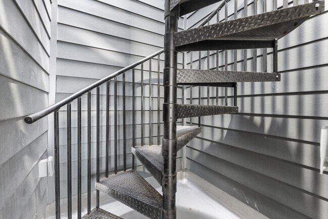 Building Photo - 1148 N 2nd St