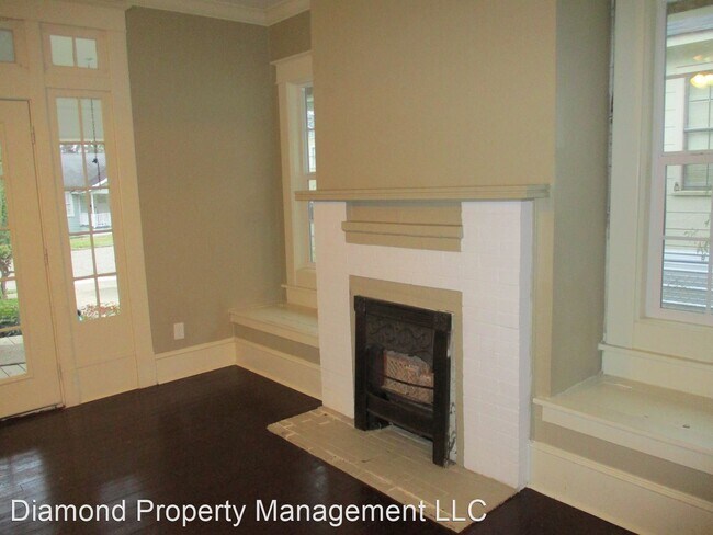 Building Photo - 3 br, 2 bath House - 2306 Thornhill