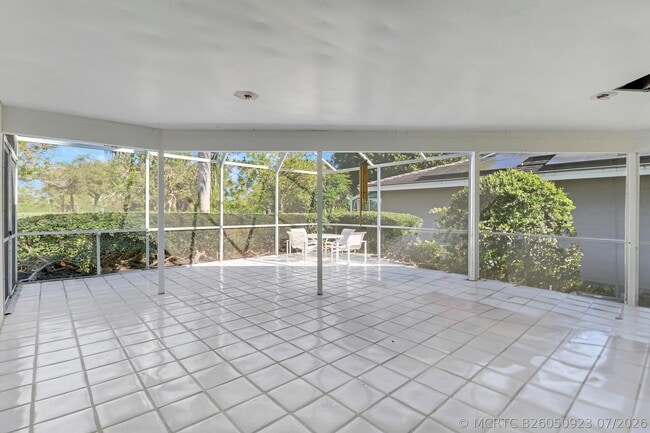 Building Photo - 13760 Sand Crane Dr