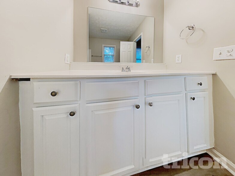 Building Photo - 546 Candlewick Ln NW