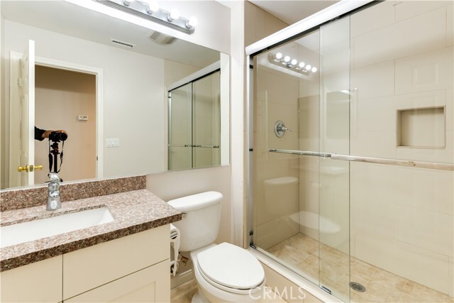 Building Photo - 13461 Shady Knoll Dr
