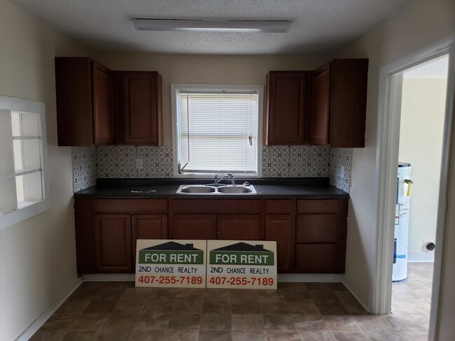 Building Photo - 1307 Josephine St