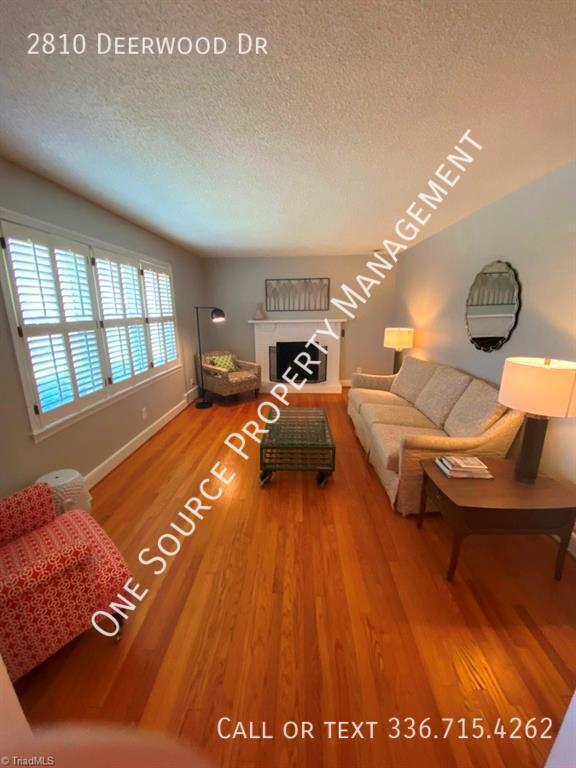 Building Photo - 2810 Deerwood Dr