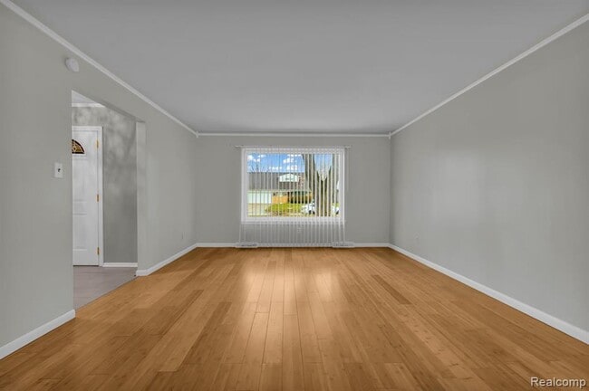 Building Photo - 17471 Evans St