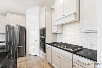 Building Photo - 1841 Windward Wy